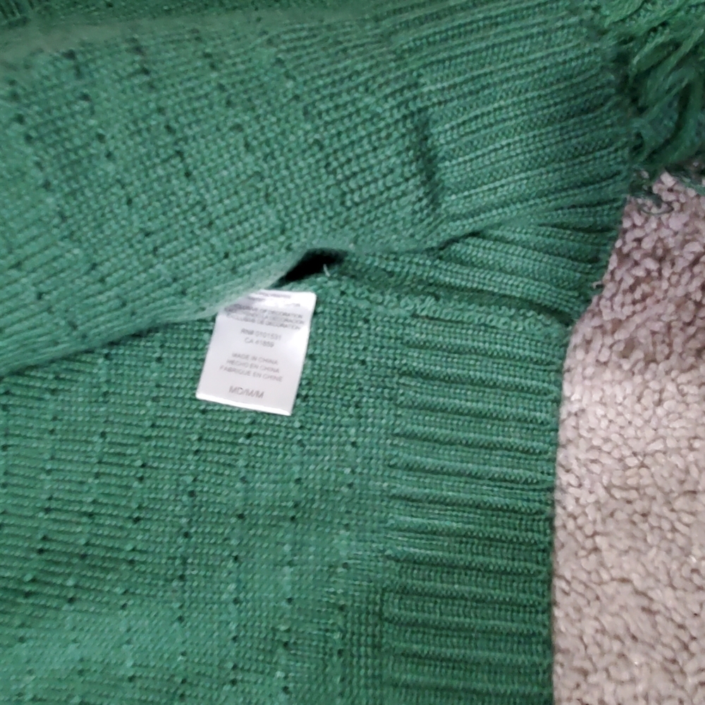 Mighty Fine Faux Pearl Green Textured Women's Cropped Cardigan - Picture 3 of 8